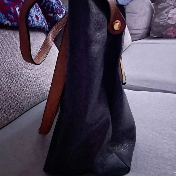 Dune London Vegan Leather Handbag - Picture 7 of 8